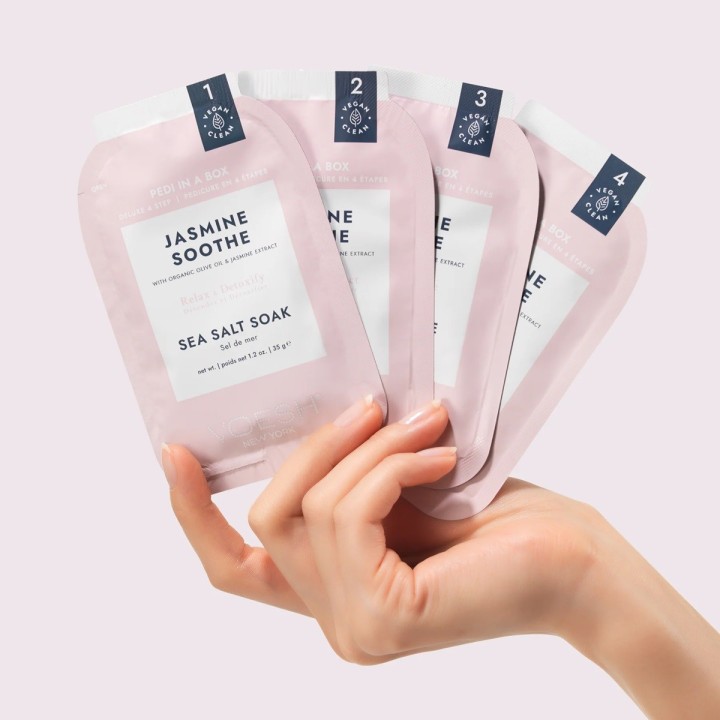 Luxe Voetbehandeling met Voesh Pedi in A Box| Beautywaves