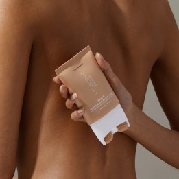 Voesh Tone'd Body Refining Roller Crème
